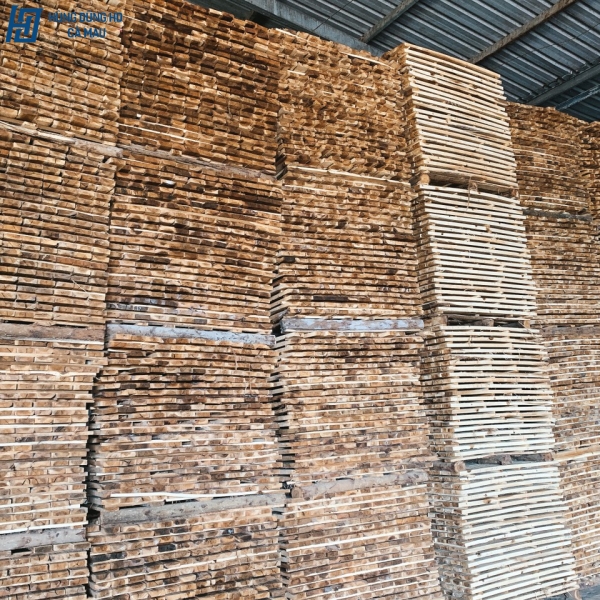 PHÔI GỖ KEO LAI